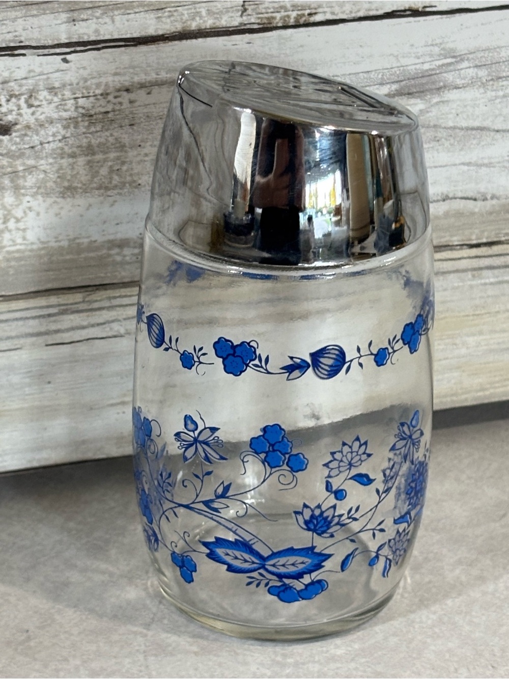 Vintage blue floral sugar dispenser (Libbey?)